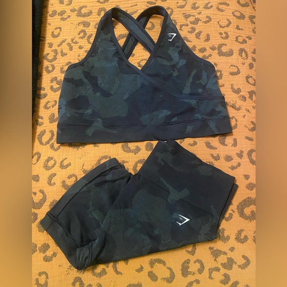 Gymshark women’s adapt seamless set - Picture 5 of 5